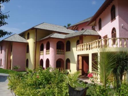 Castello Beach Hotel 4*