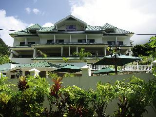 Hanneman Holiday Residence 3*